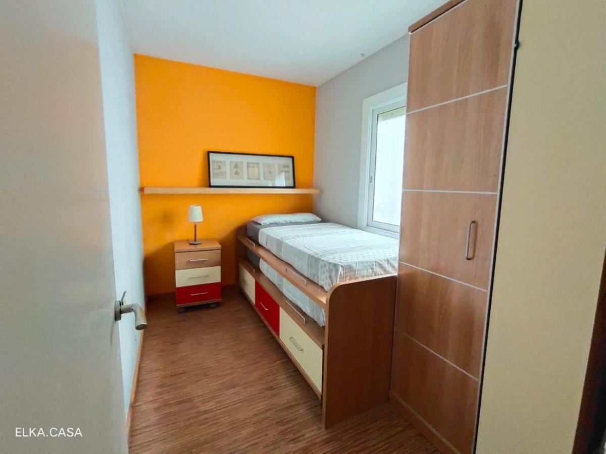 Apartamento Muy Luminoso En Segunda Linea De Mar Lägenhet Roda de Bará Exteriör bild